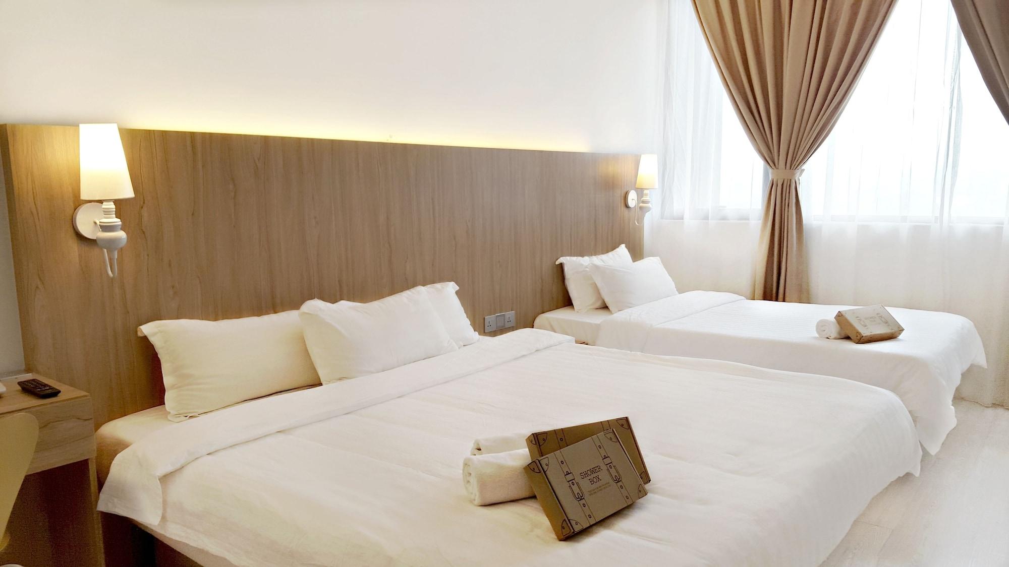 Creator Hotel Kulai Exterior photo